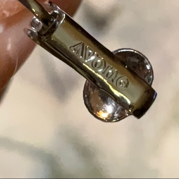 Avon Windchimes 1972 Silver Toned Metal Clip On Earrings Vintage Artistic - Picture 13 of 14